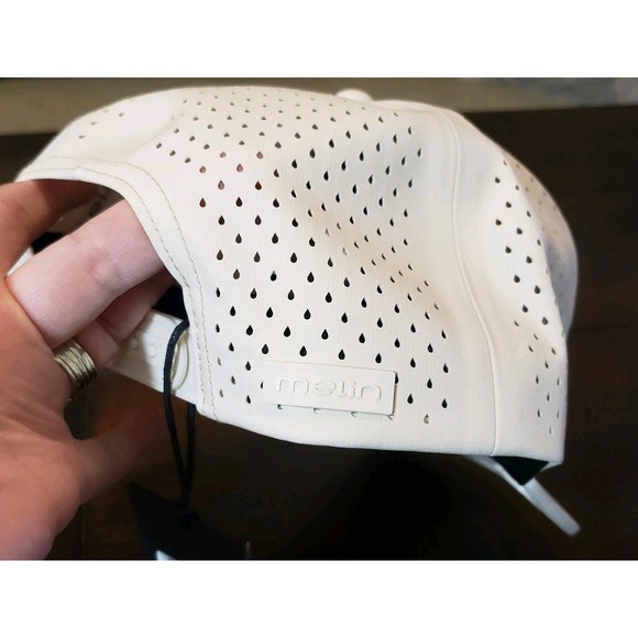 MELIN ODYSEA HYDROLITE Hat Bone Classic Size New With Tags Snapback Vented beige - Picture 4 of 10